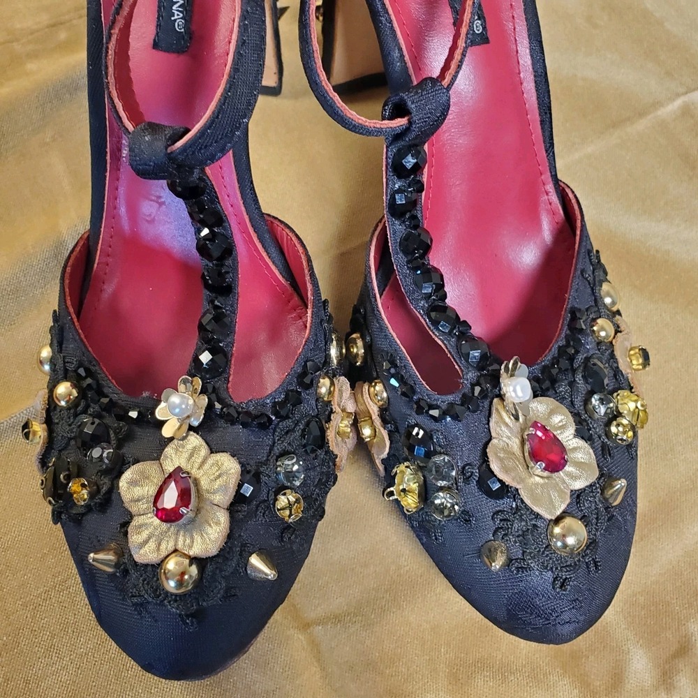 Dolce Gabbana Mary Jane Cloth Embellished Heel Shoes Sz 41 -Resoled Heel Caps - Picture 5 of 16
